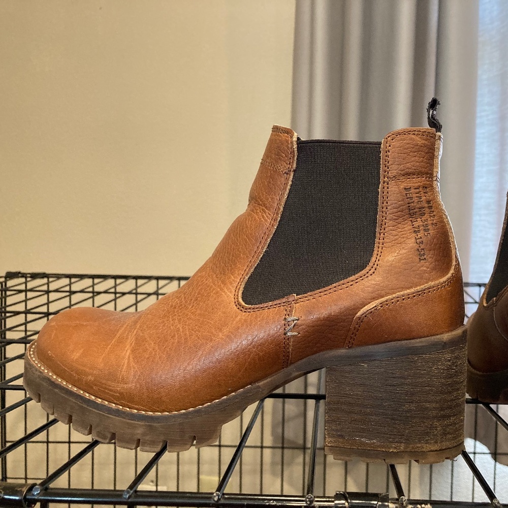 Bullboxer Cory Brown Leather Bootie